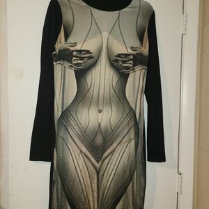 Fashion Nova Black & Taupe Graphic Midi Dress